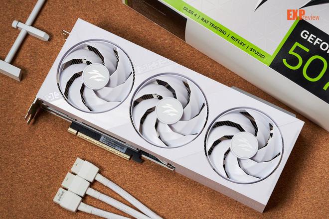 GeForce RTX5070Ti天梯榜评测：DLSS4加大显存非旗舰卡也能玩4K(图33)