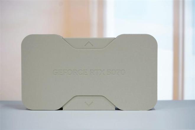 NVIDIA RTX 5070首发评测：DLSS 4提升超4倍！4K游戏不再是高端玩家专属(图3)
