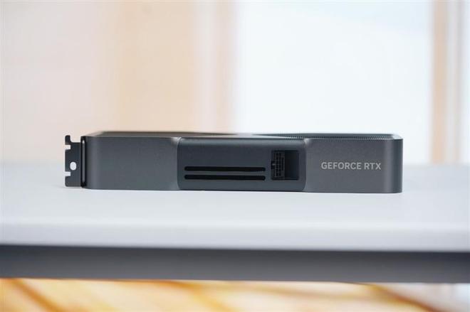NVIDIA RTX 5070首发评测：DLSS 4提升超4倍！4K游戏不再是高端玩家专属(图7)