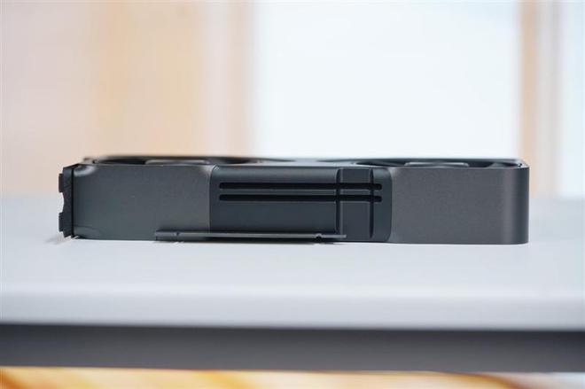 NVIDIA RTX 5070首发评测：DLSS 4提升超4倍！4K游戏不再是高端玩家专属(图8)