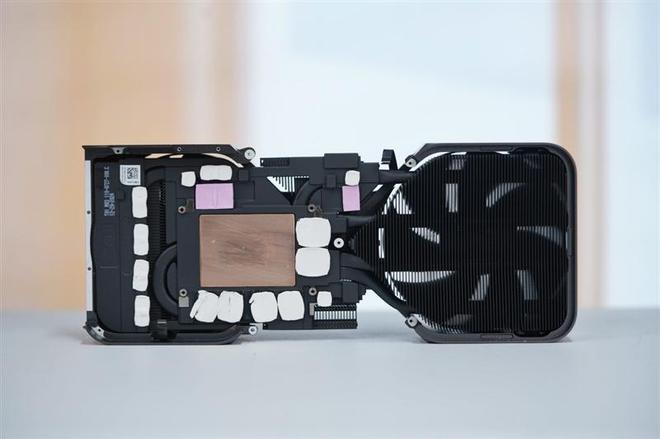 NVIDIA RTX 5070首发评测：DLSS 4提升超4倍！4K游戏不再是高端玩家专属(图12)