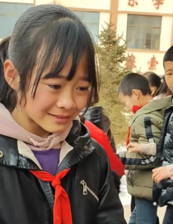 胡雷资助女孩离世！死因曝光胡雷痛哭连续发文上个月曾去探望(图6)