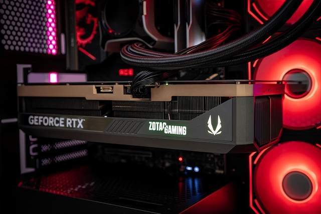 当下旗舰的最优选:索泰 RTX 5090 D SOLID评测(图6)